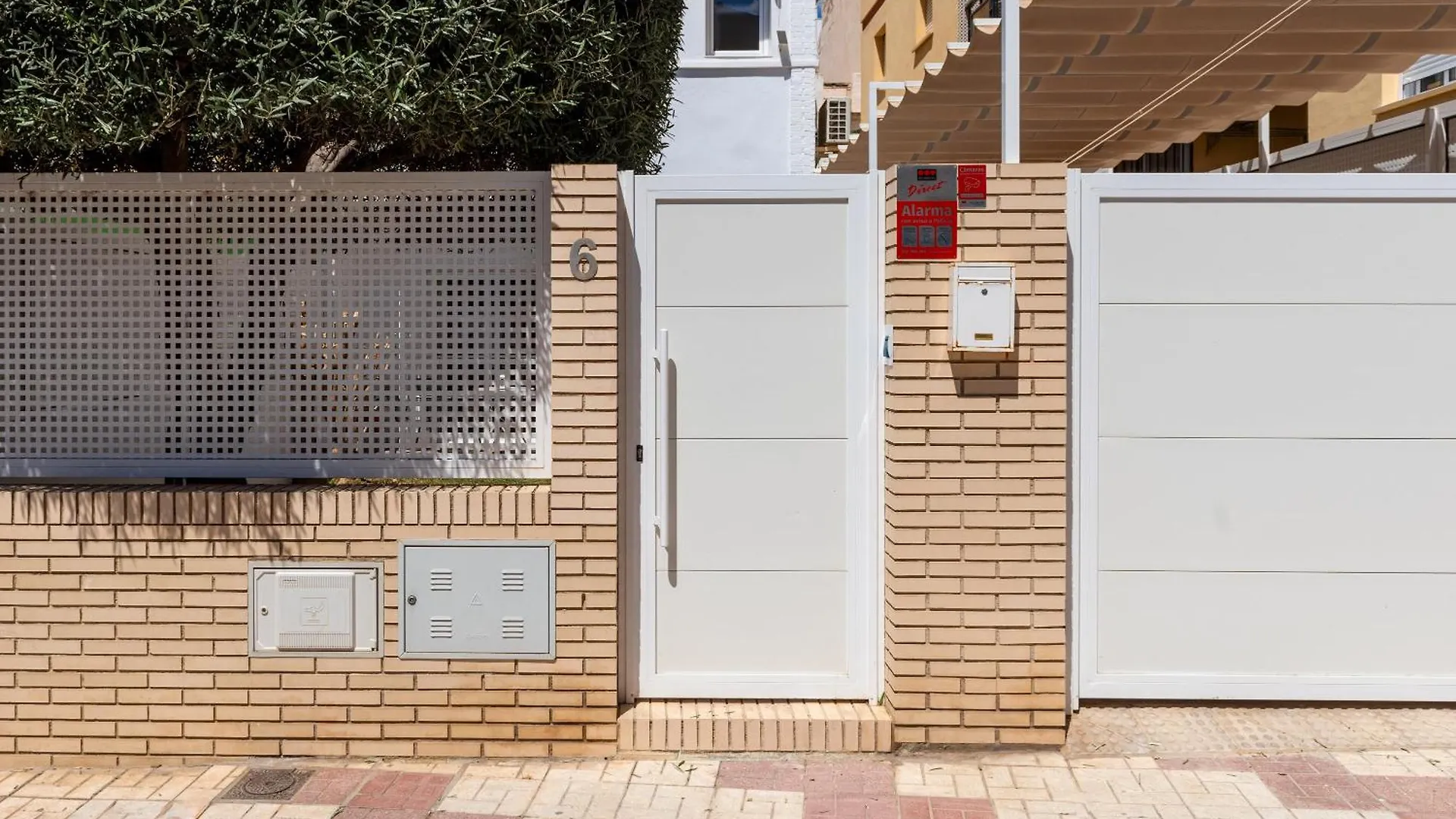 Wintowinrentals - Chalet En Primera Linea De Playa La Cala Del Moral 0*,  スペイン